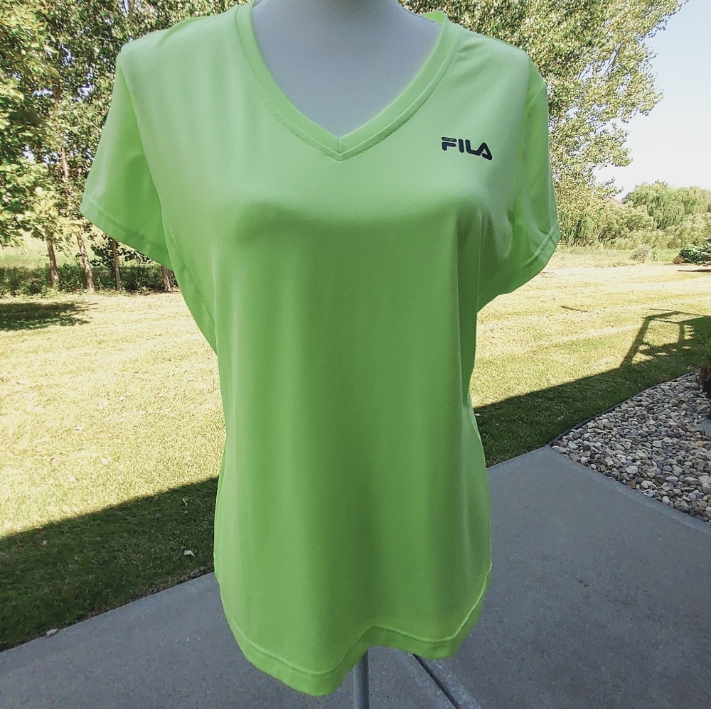 Fila sport woman’s top size large